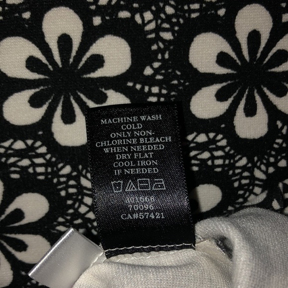 Ann Taylor petite top size SP - Picture 5 of 6